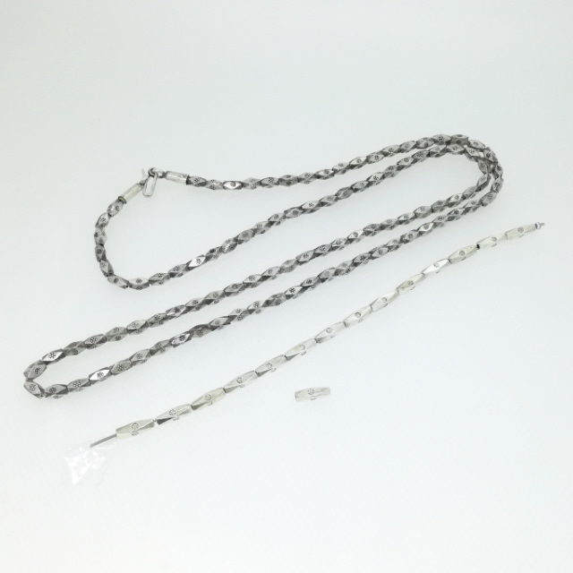 R330082-necklace-sv-before.jpg